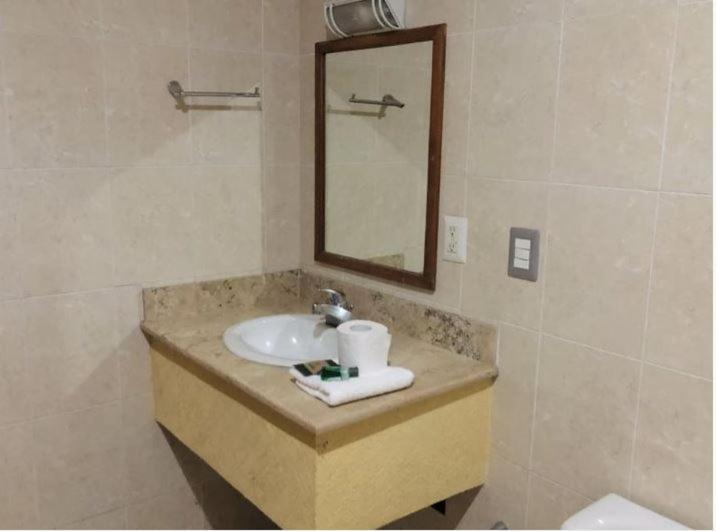 Laguna Hotel Tampico Exterior photo